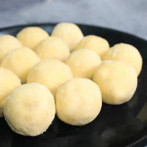 Maa Laddu